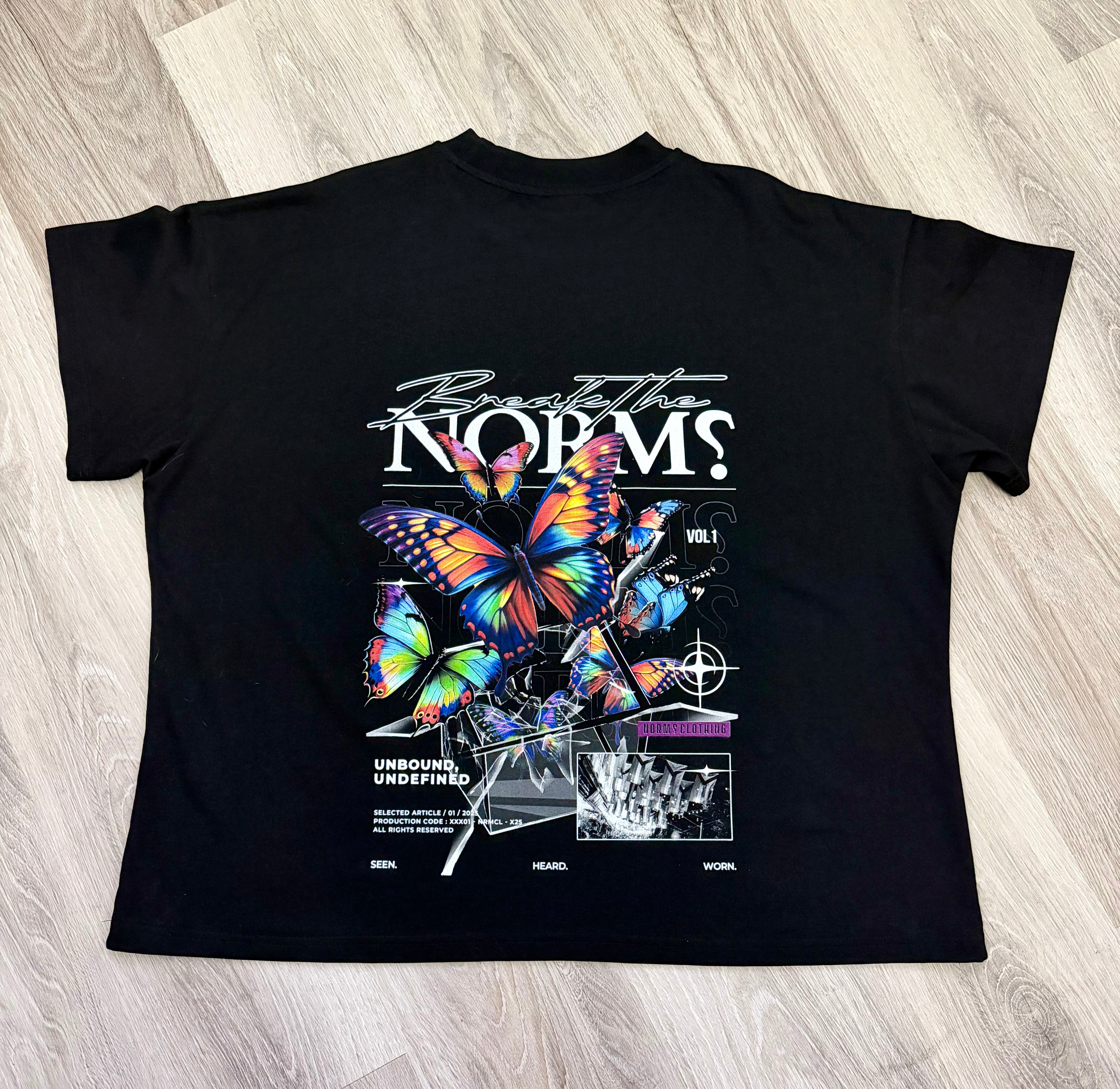 Break the NORM Heavyweight Cropped T-Shirt